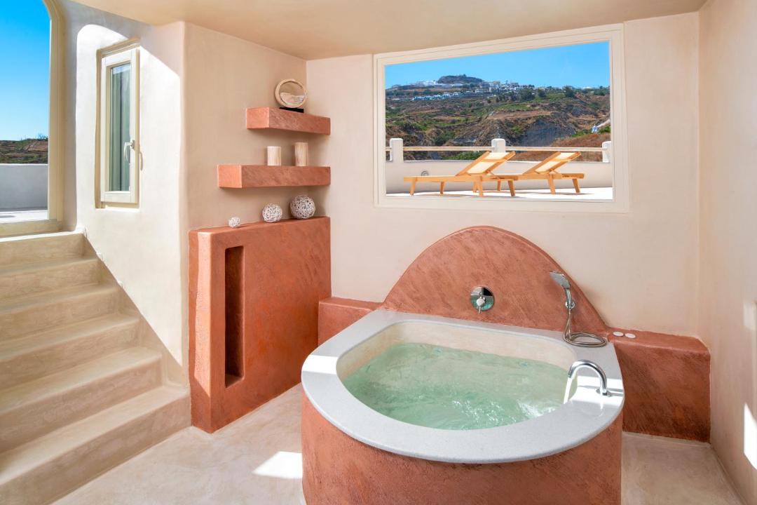 Photo of Bathroom in Vothon