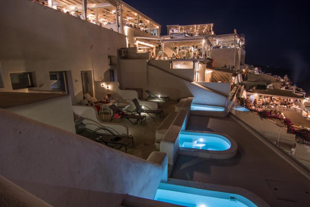 Photo of Others in Fira