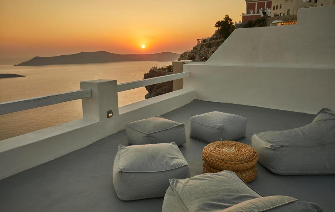 Photo of Others in Fira