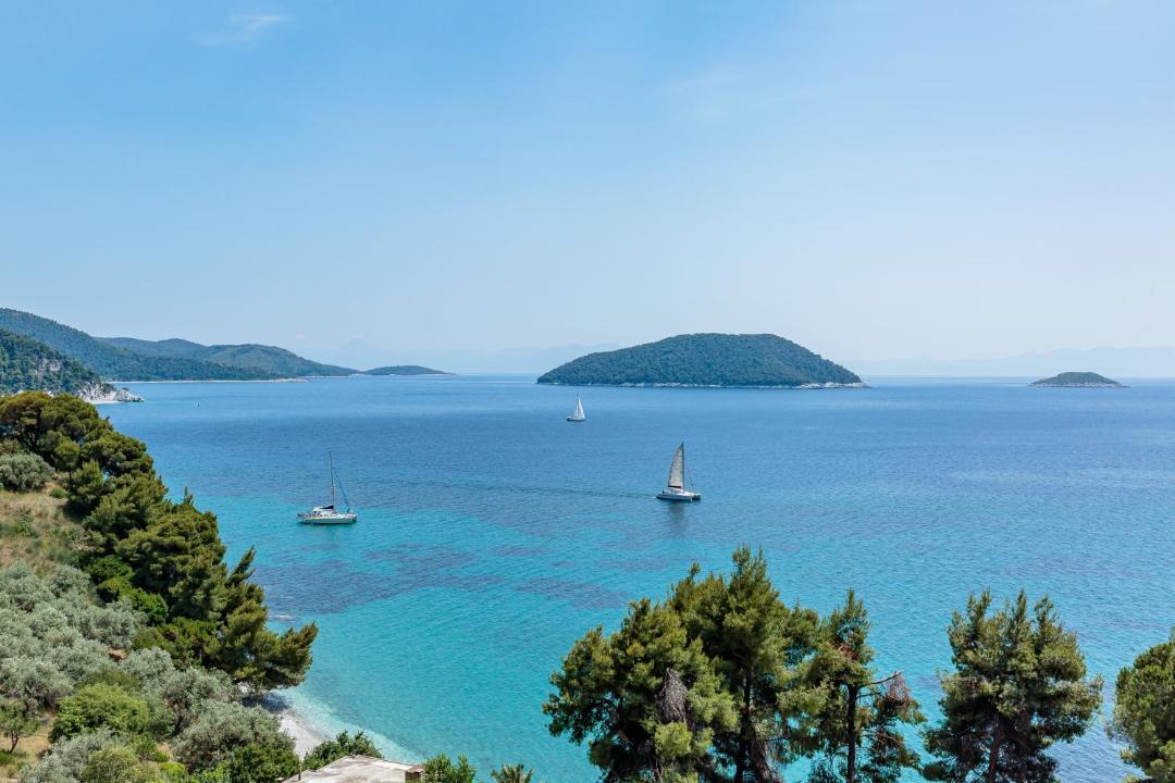 Photo of Others in Elios