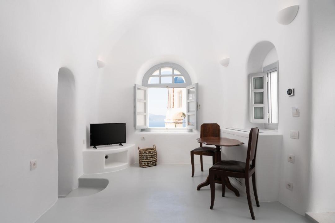 Photo of Others in Oia