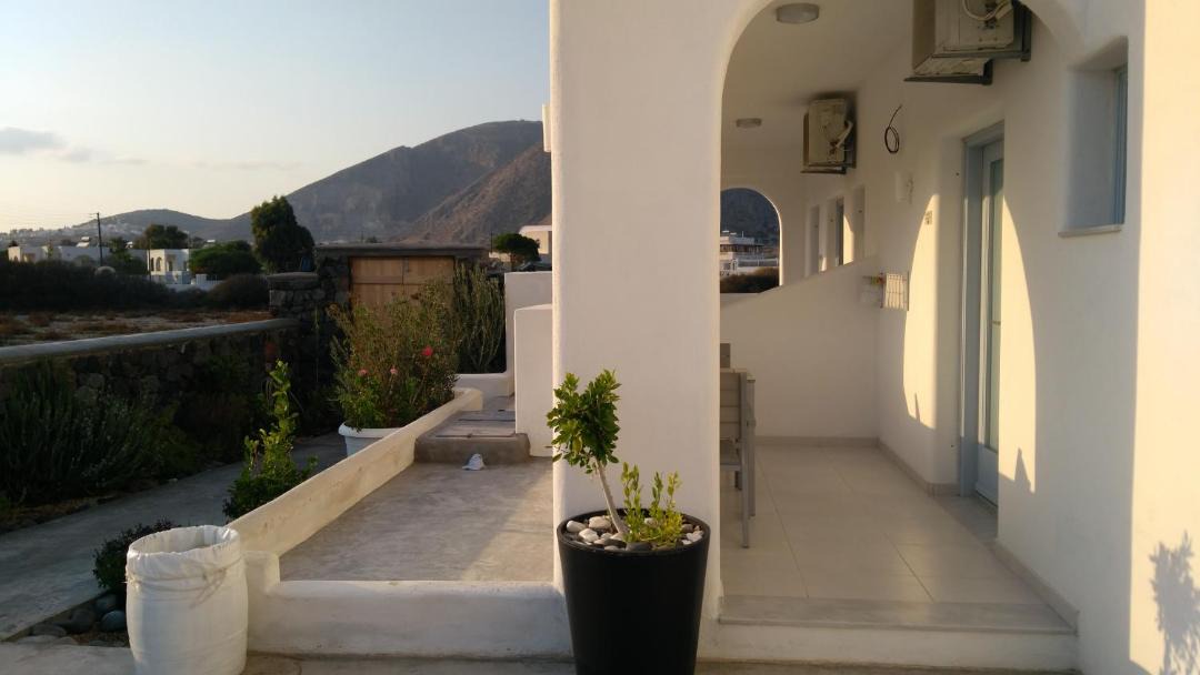Photo of Others in Perissa