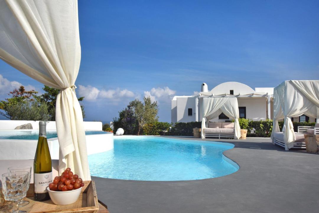 Photo of Outdoor in Fira