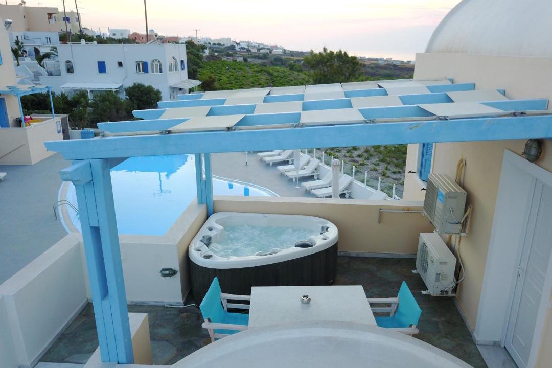 Photo of Others in Oia