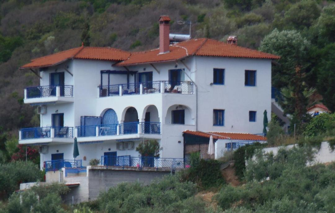 Photo of Others in Sarti