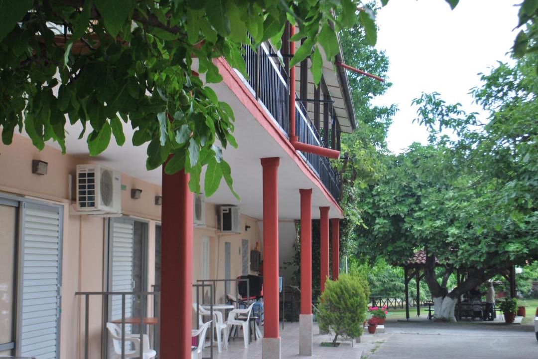 Photo of Others in Paralia Skotinis