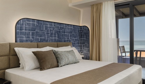 Deluxe Studio Suite, Sea View