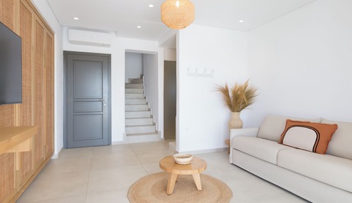 Adjoining Sea View Maisonettes w. 2 Private Pools