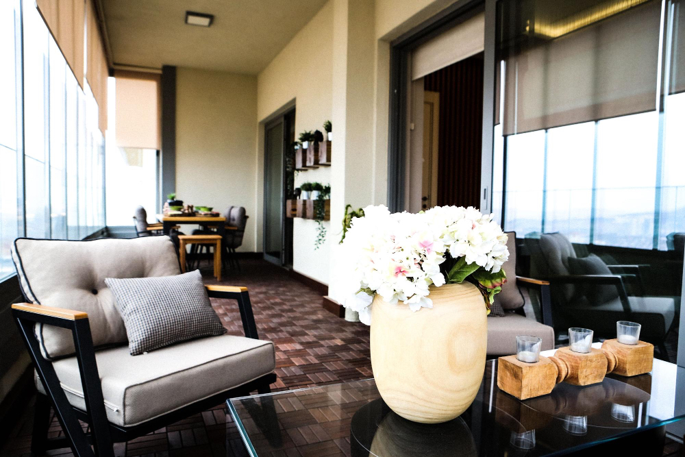 Suite,Sea View (Indoor & Outdoor Jetted Plunge Pools)Iconic
