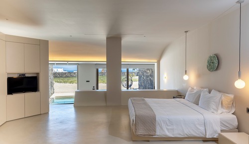 Lava Suite with Plunge Pool with Partial Sea View