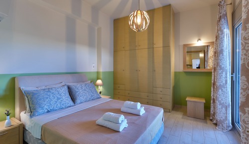 Superior Apartment, 2 Bedrooms, Partial Sea View (Nikos)