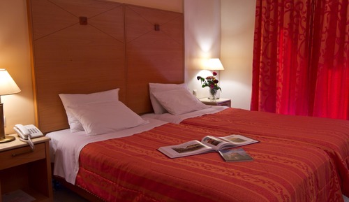 Standard Twin Room, Multiple Beds, Non Smoking, Mountain View