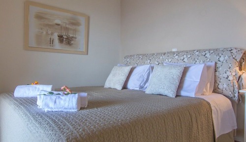 Deluxe Studio Suite (Thalassa A)