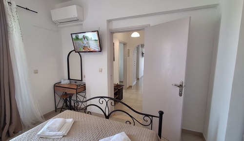 APARTMENT, 2 BEDROOMS, BALCONY, COUNTRYSIDE AND SEA VIEW