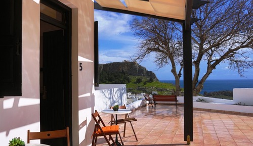 Studio, Sea View