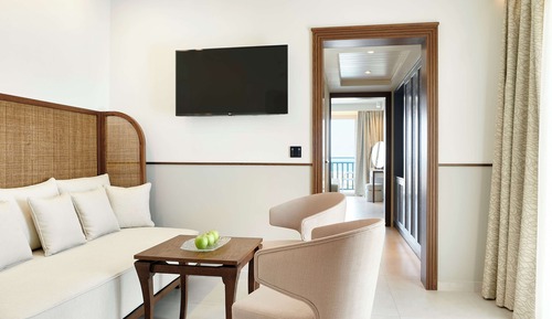 Family Room, Garden View
