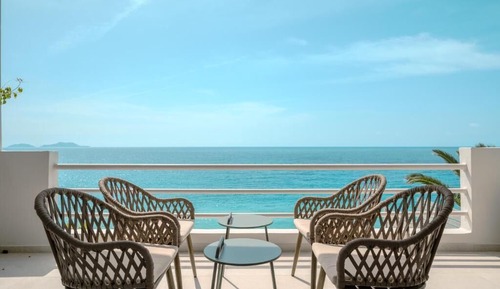 Villa, Balcony, Garden View
