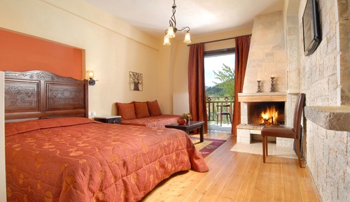 Triple Room, Fireplace