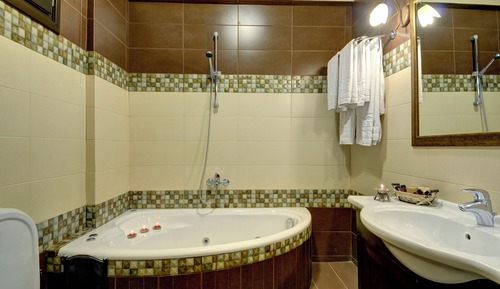 Basic Quadruple Room, Lake View