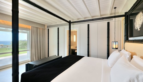 Luxury Suite, 1 Double Bed, Sea View (Balcony)