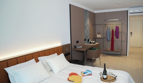 Deluxe Room, Garden View
