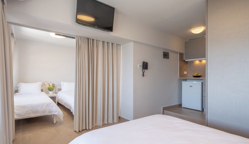 Standard Quadruple Room