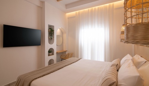 Standard Suite, Terrace