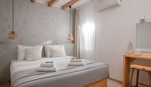 Suite, Balcony