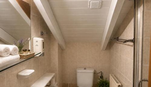 Standard Single Room with Shower