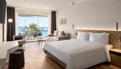 Premier Suite with Sea View