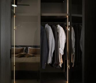 Three-Bedroom Deluxe Apartment