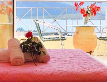 Deluxe Suite with Sea View