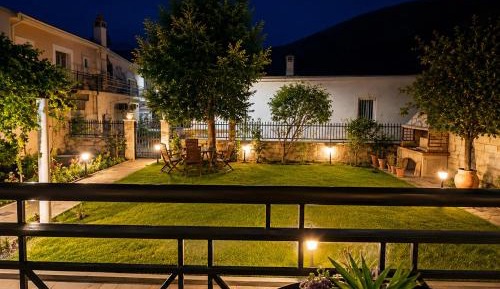 One-Bedroom Apartment with Garden