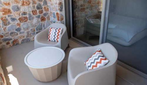 Deluxe Suite with Sea View
