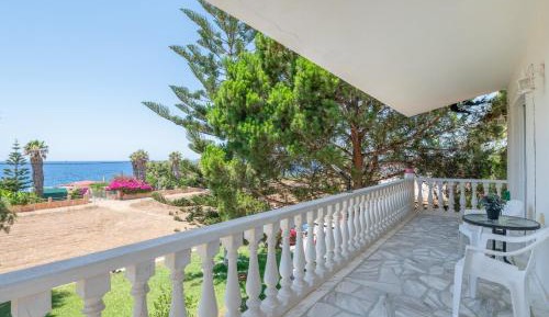 Three-Bedroom Premium Apartment with Balcony