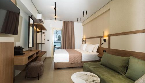 Deluxe Suite