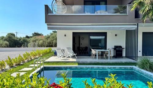 Deluxe Villa