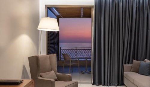 Signature Bungalow Sea Front