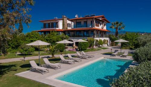 Villa - Beach Front