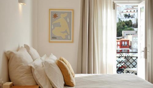 Deluxe Double Room with Balcony and Sea View