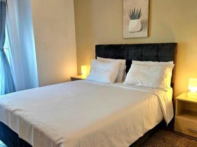 Double or Twin Room with Mountain View