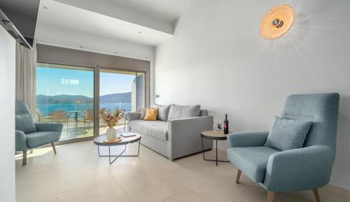 Family Room with Sea View