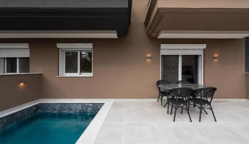 Suite with Private Pool