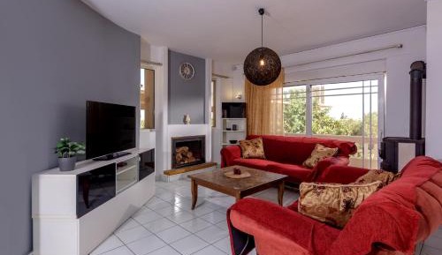 Three-Bedroom Vacation Home 