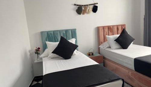 Twin Room with Shared Toilet