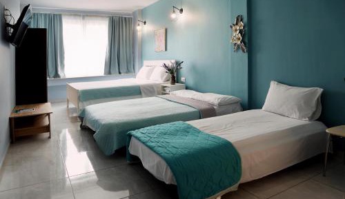 Deluxe Family Room