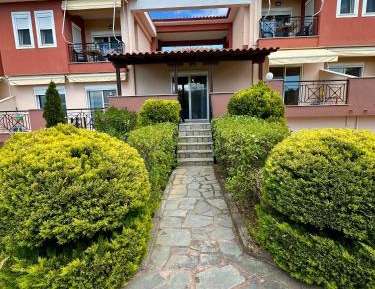 Superior One-Bedroom Apartment with Sea or Garden View