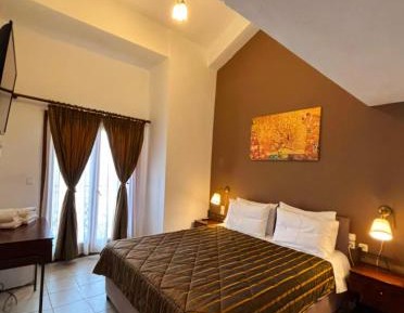 Double or Twin Room with Lake View