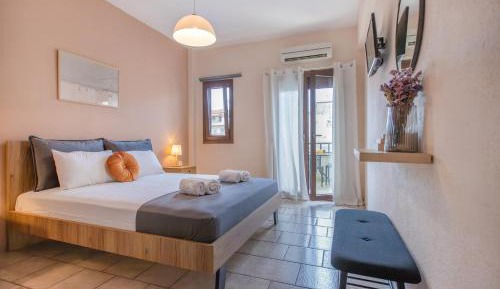 Studio Apartment with Sea View