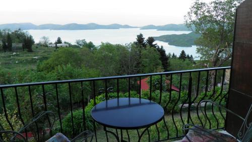 Double Room with Lake View
